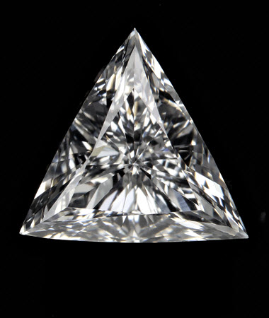 0.7 CT triangle diamond